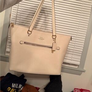 Coach Ivory Leather Tote Bag
